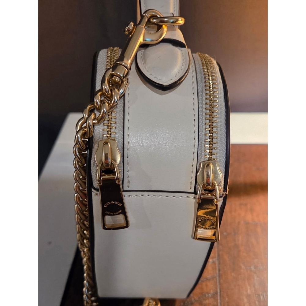 Coach Valentine 2024 Heart Crossbody Signature Coated Canvas Leather - Picture 4 of 10